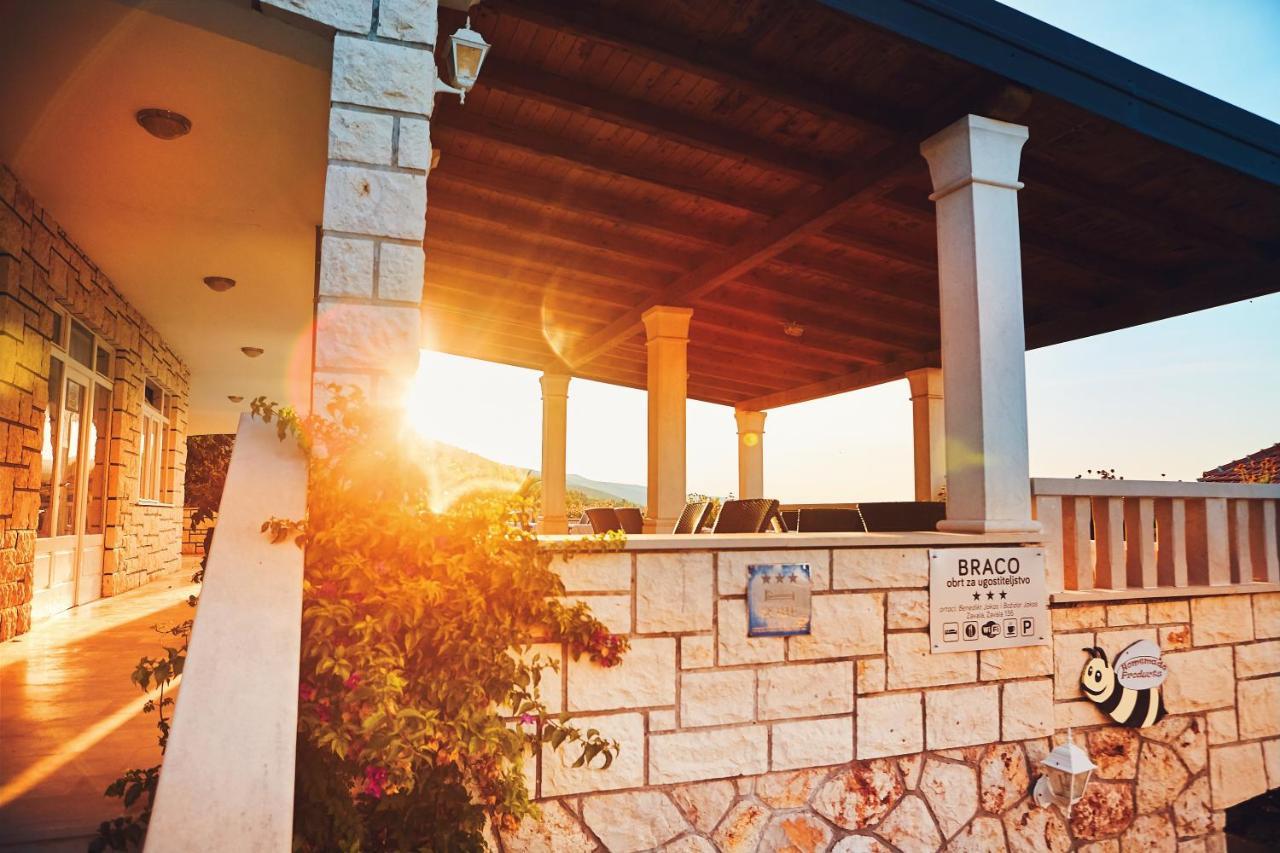 Pansion Braco Bed & Breakfast Zavala Ngoại thất bức ảnh