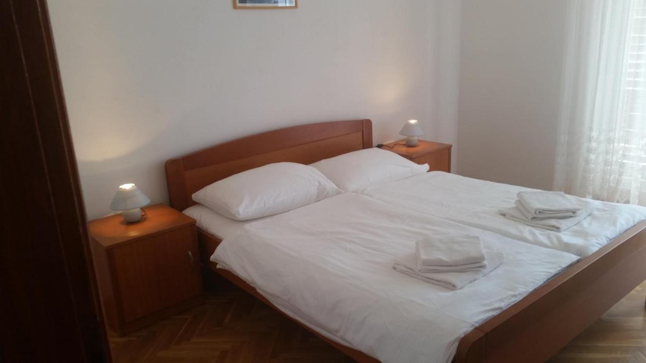 Pansion Braco Bed & Breakfast Zavala Ngoại thất bức ảnh