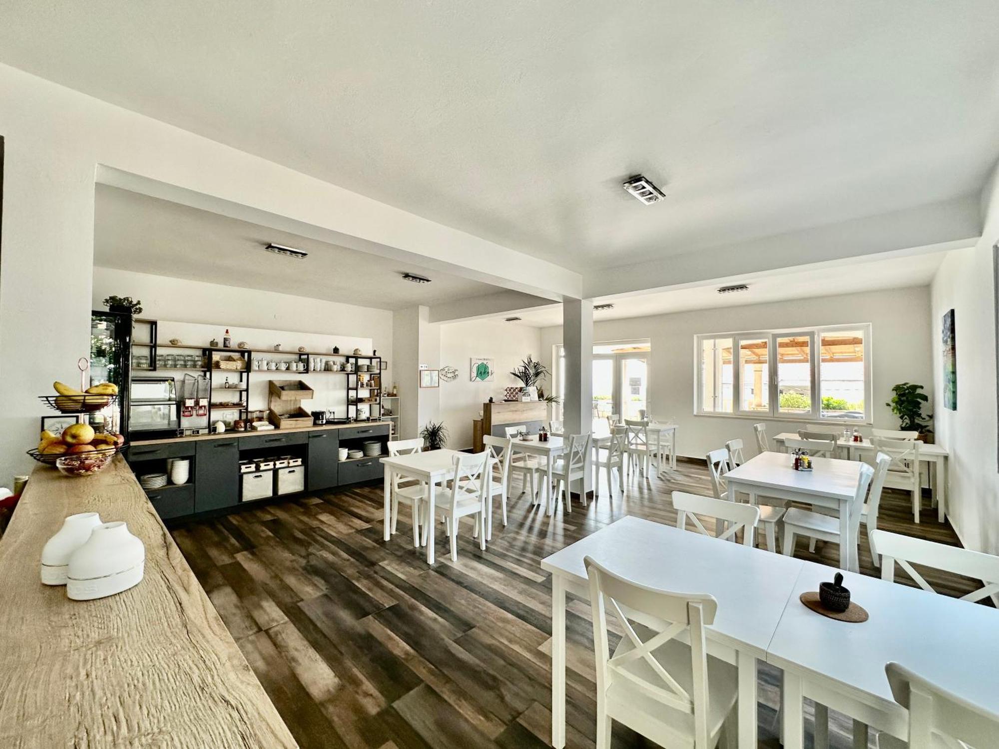 Pansion Braco Bed & Breakfast Zavala Ngoại thất bức ảnh