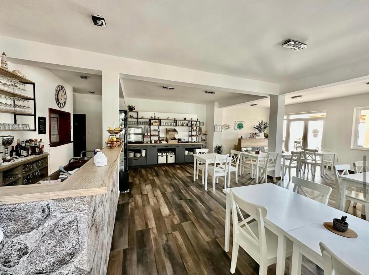 Pansion Braco Bed & Breakfast Zavala Ngoại thất bức ảnh