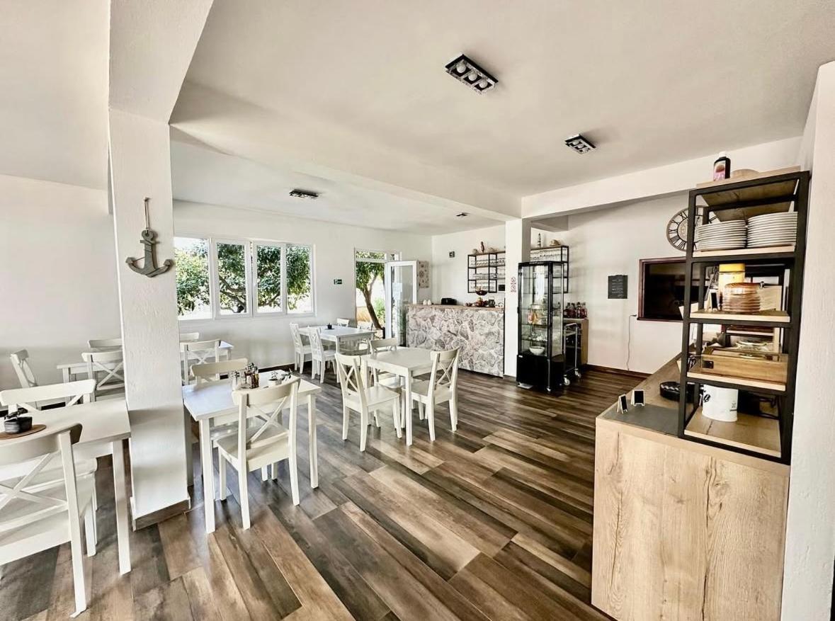 Pansion Braco Bed & Breakfast Zavala Ngoại thất bức ảnh