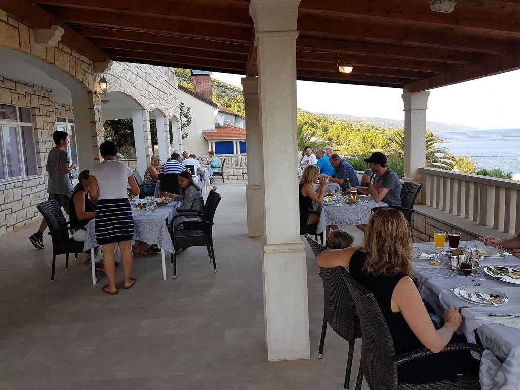 Pansion Braco Bed & Breakfast Zavala Ngoại thất bức ảnh