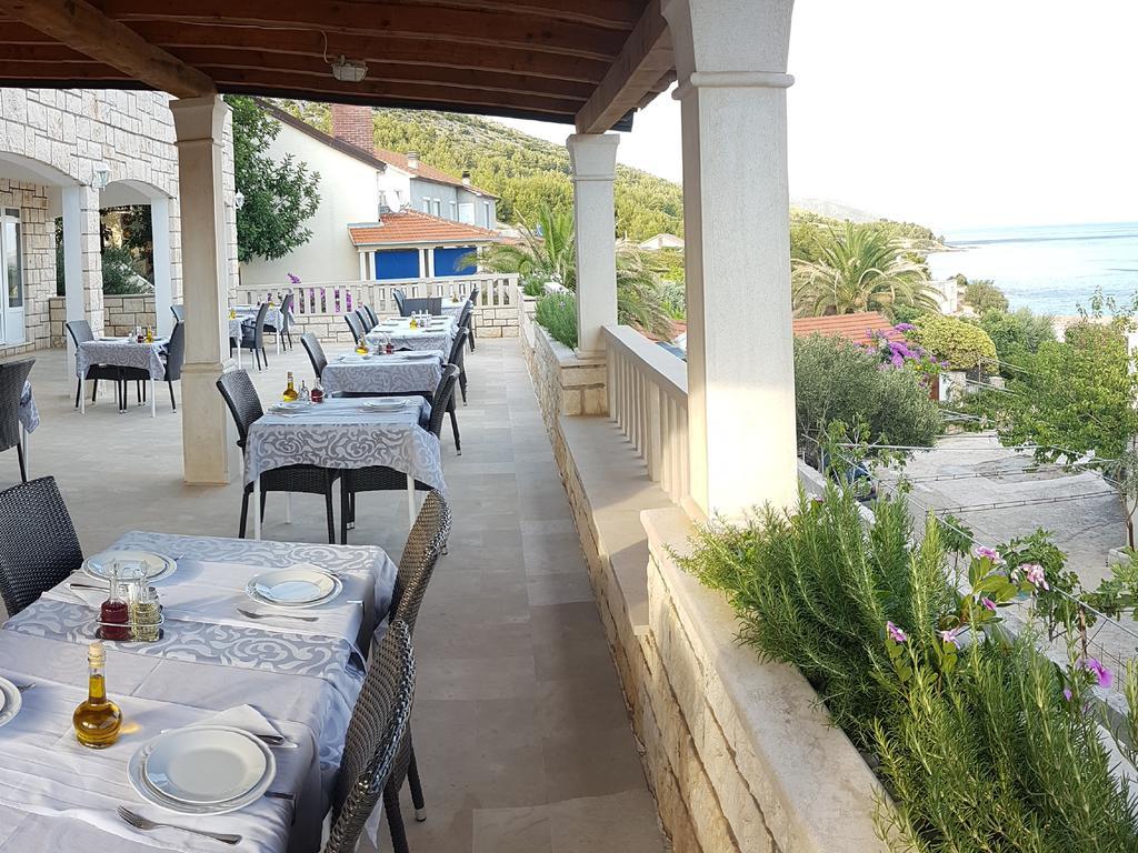 Pansion Braco Bed & Breakfast Zavala Ngoại thất bức ảnh